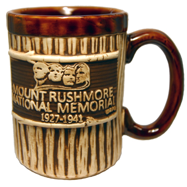 MOUNT RUSHMORE EMBOSSED RUSTIC MUG