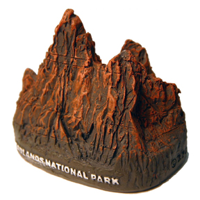 BADLANDS POLY STATUE