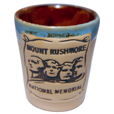 MOUNT RUSHMORE POTTERY SHOT