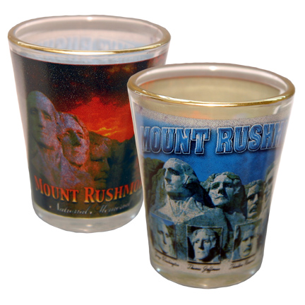 MOUNT RUSHMORE FACES PHOTO SHOT WITH GOLD RIM