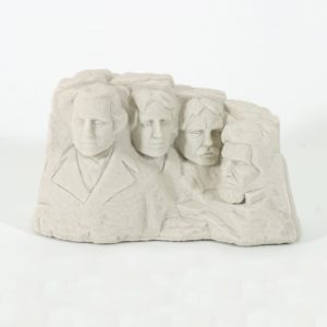 MOUNT RUSHMORE LARGE SOUTH DAKOTA MADE SAND CASTING